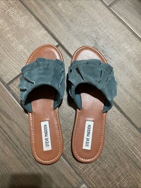 Steve Madden Teagan Ruffle Slide Sandal in Teal Green
